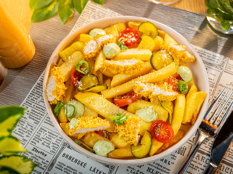 Loaded Fries | Crispy strips s chrumkavými kuracími kúskami,